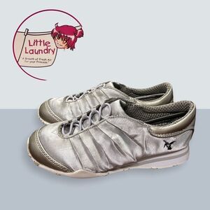 NIB Little Laundry "Alisen" Pewter Satin Sneakers